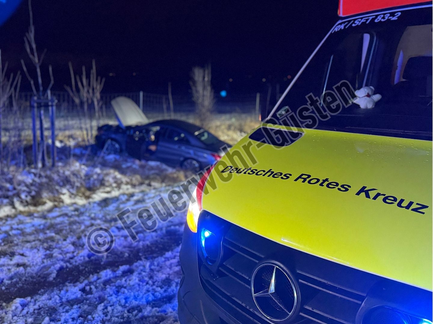 Du betrachtest gerade Verkehrsunfall mit eingekl. Person