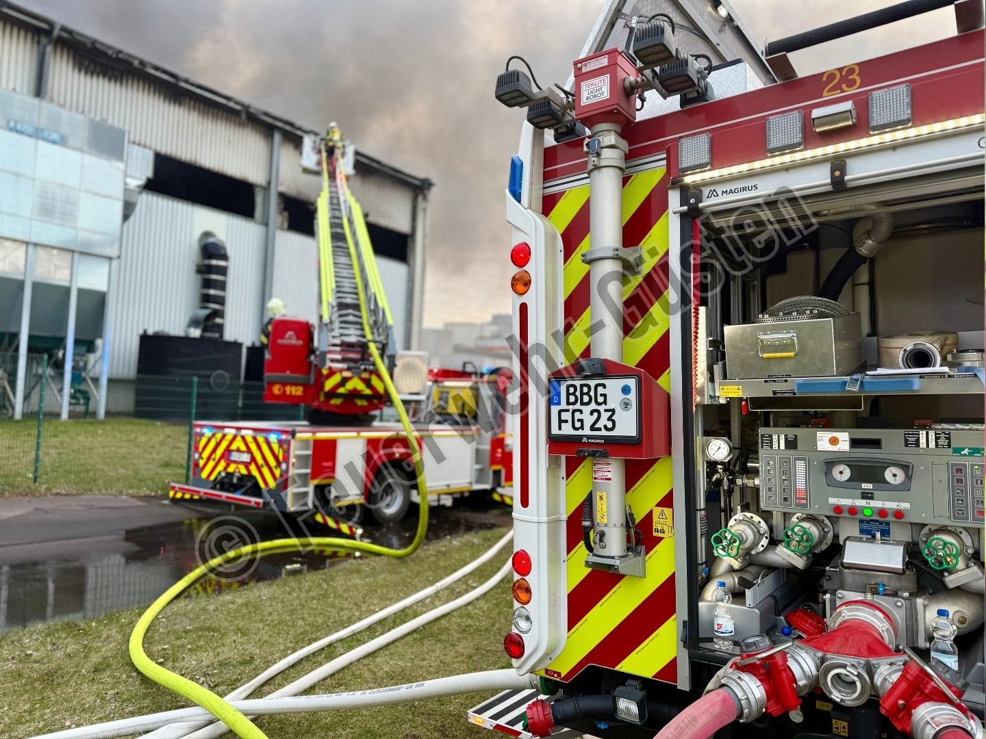Du betrachtest gerade Brand Gebäude-Industrie
